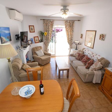 Pinos 2 Apartment Nerja Luaran gambar